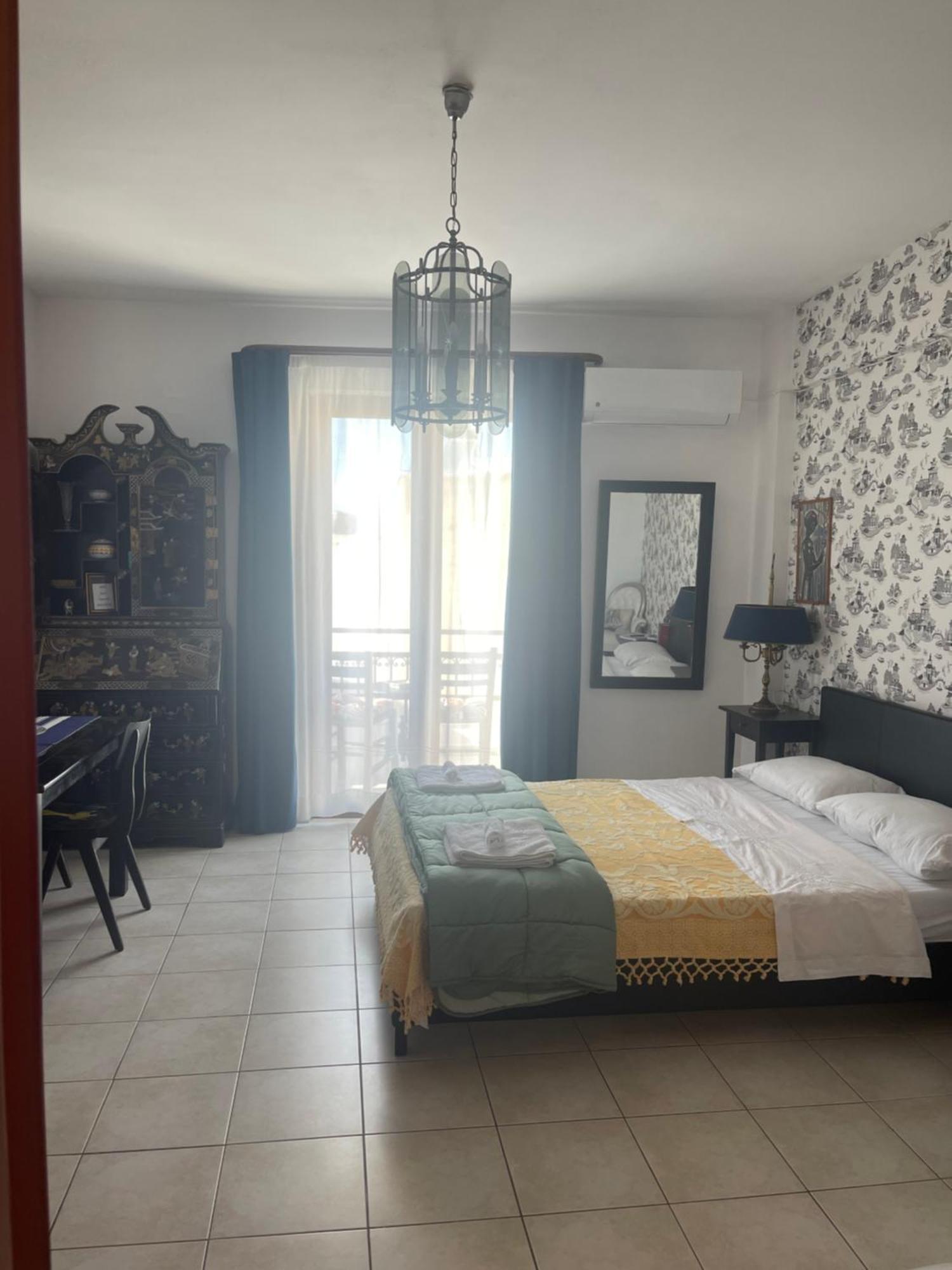 Retire Flat In The Heart Of City Heraklion  Exterior photo